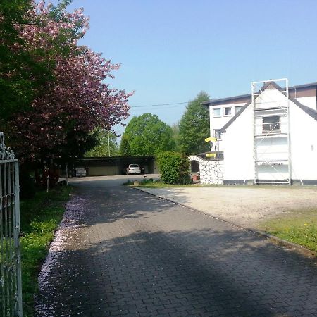 Hotel Saarland Lebach Екстериор снимка