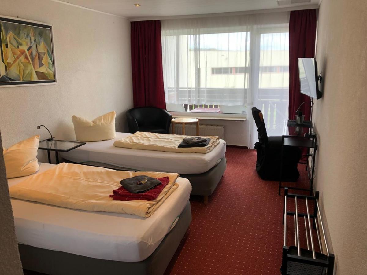 Hotel Saarland Lebach Екстериор снимка