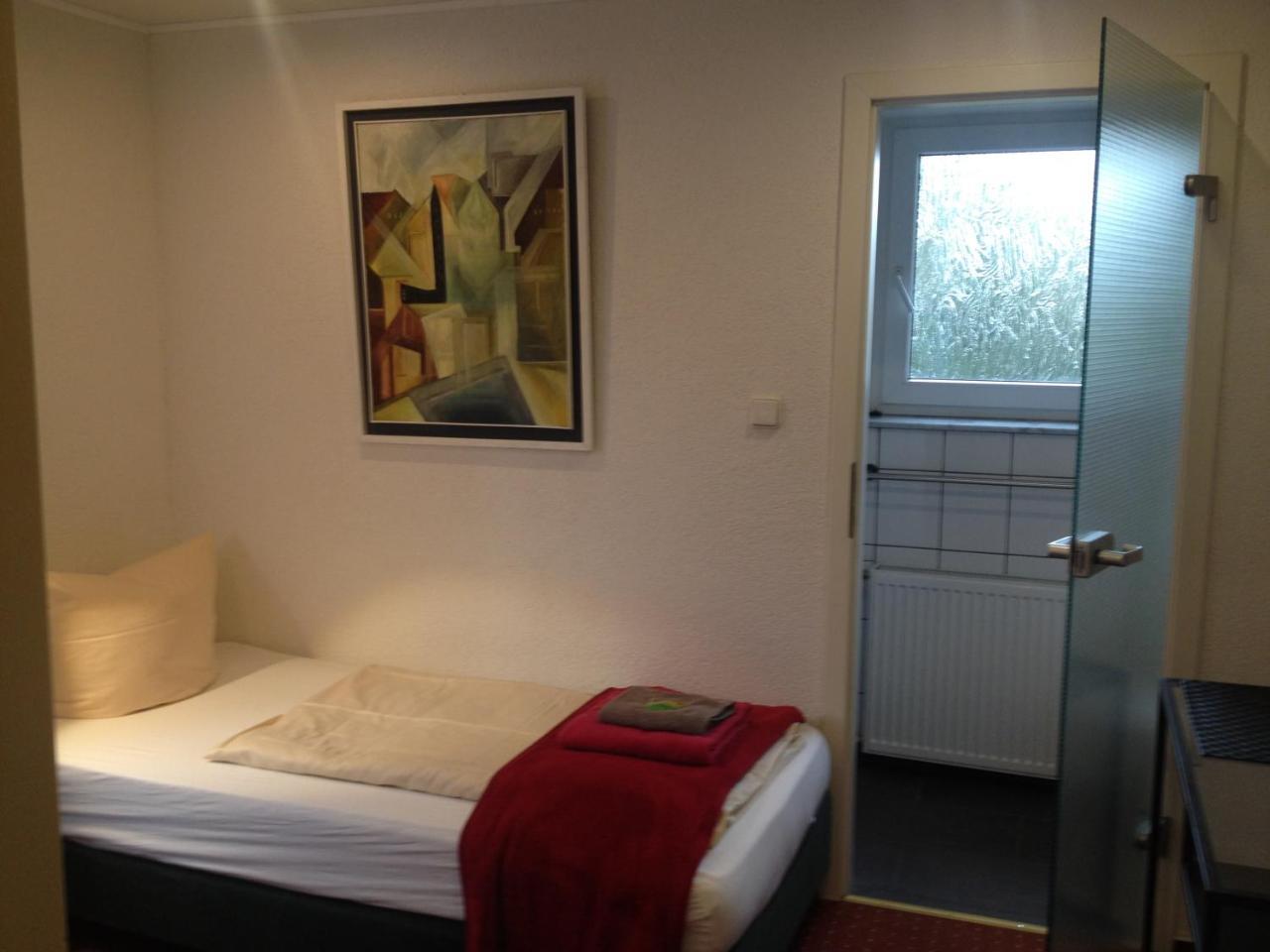 Hotel Saarland Lebach Екстериор снимка