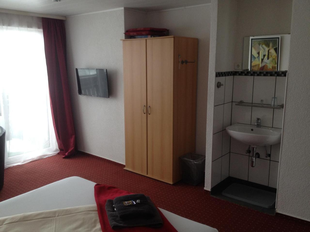 Hotel Saarland Lebach Екстериор снимка
