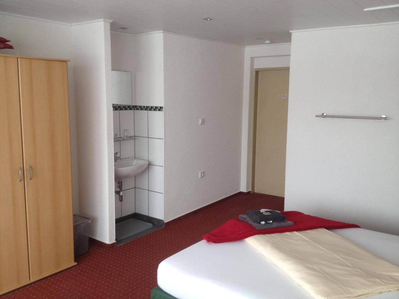 Hotel Saarland Lebach Екстериор снимка