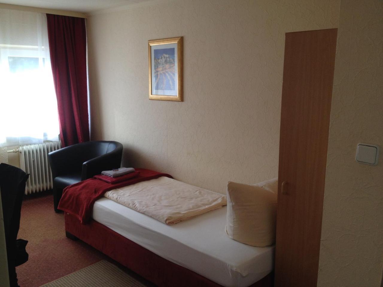 Hotel Saarland Lebach Екстериор снимка