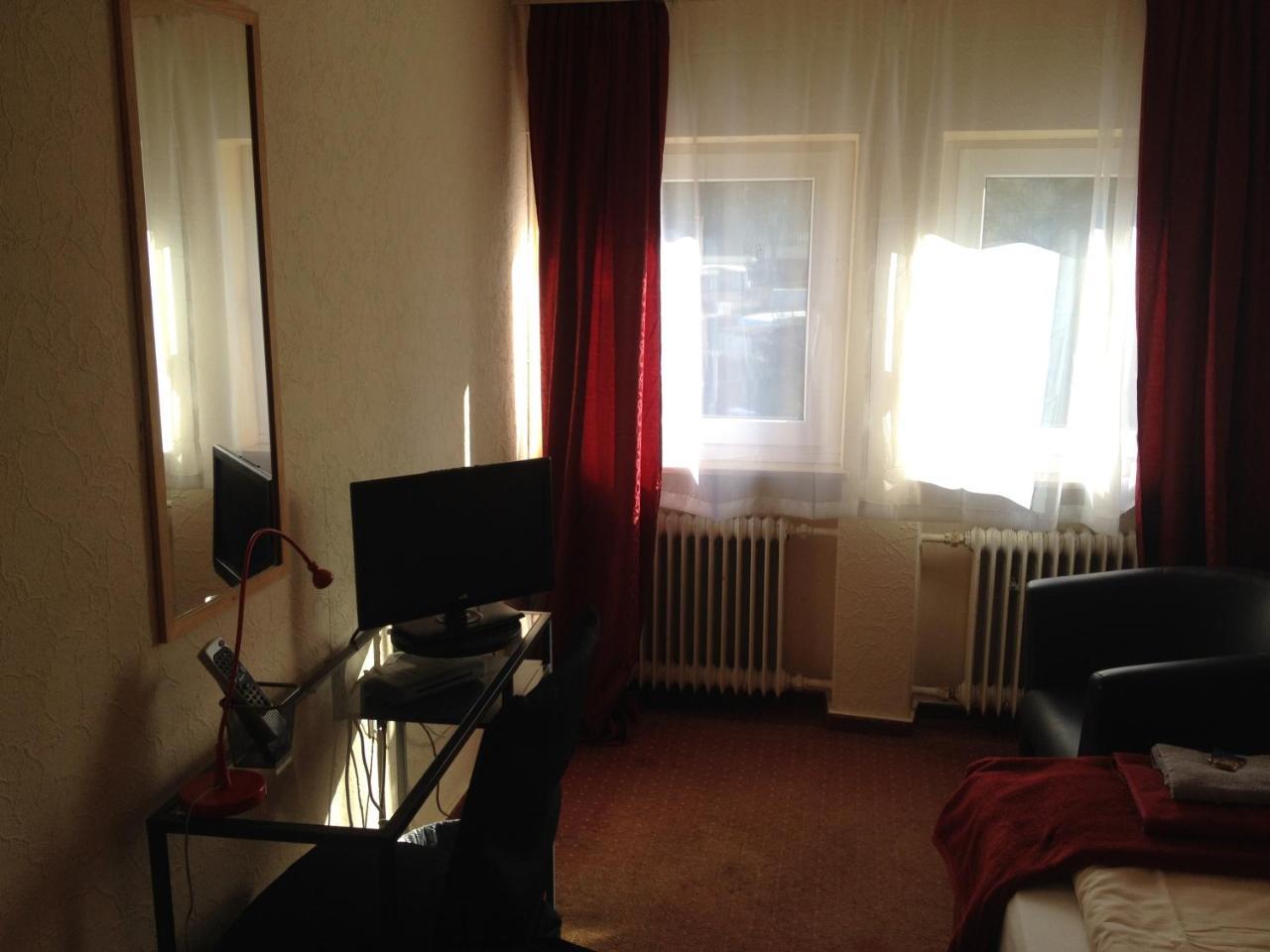 Hotel Saarland Lebach Екстериор снимка