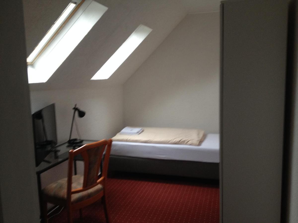 Hotel Saarland Lebach Екстериор снимка